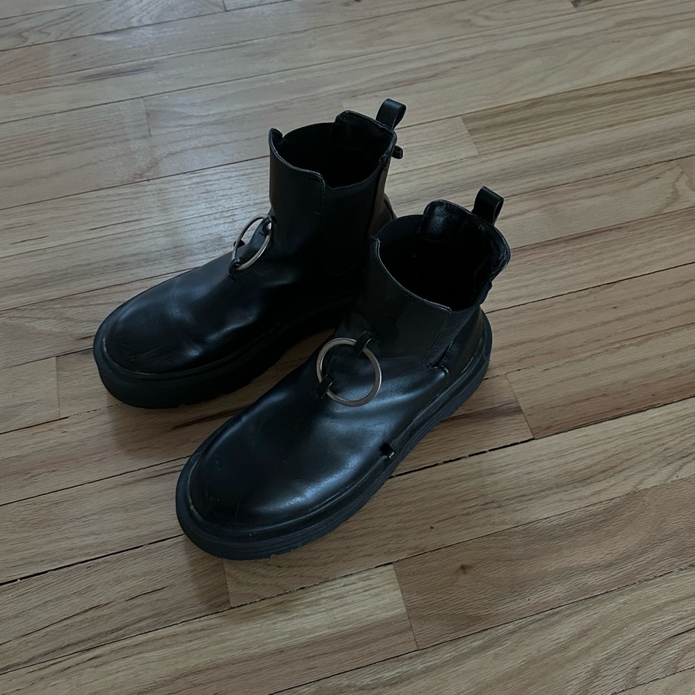 Black Platform Boots